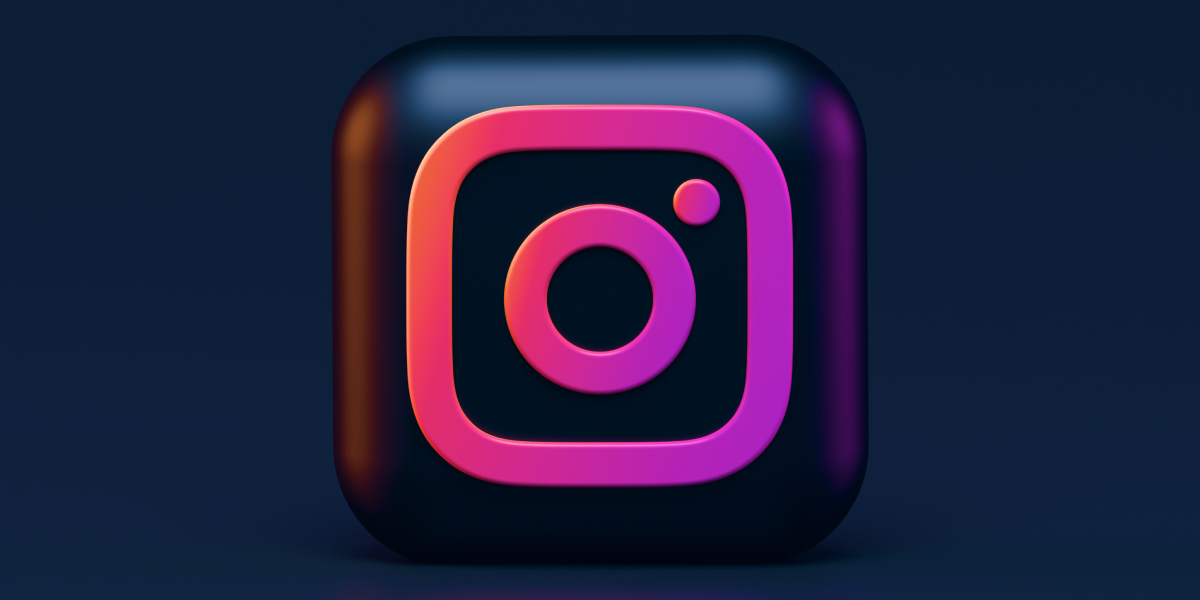 Advantages and Disadvantages of Buying Instagram Followers